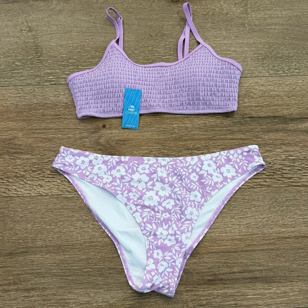 Cupshe Womens Purple Smocked Floral Bikini Set Lavender Two Piece NEW Size Large